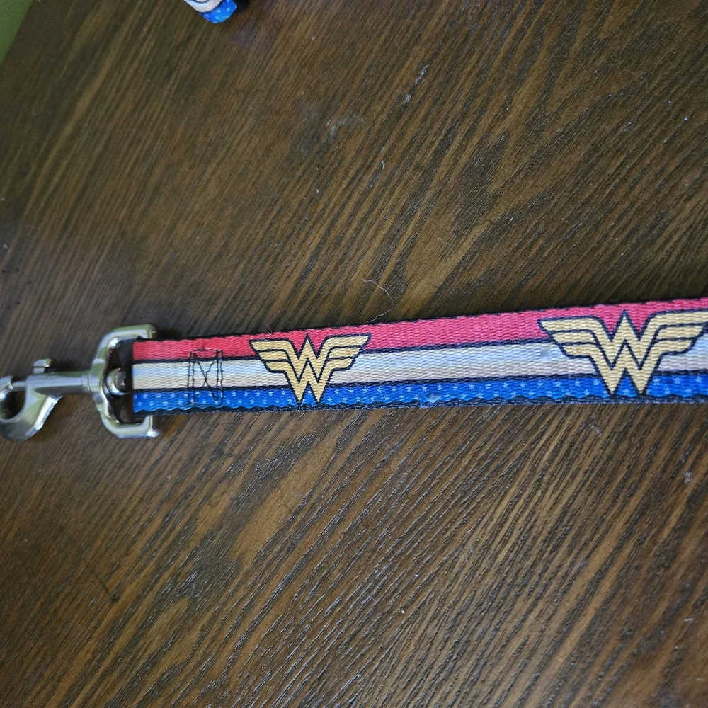 Wonder Woman Dog Leash and Collar Set For Medium Size Dog